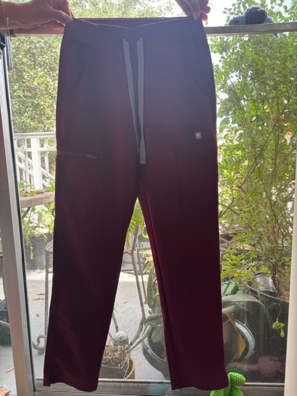 Figs woman’s Jogger Cargo Pants in Burgundy with Gray Drawstring